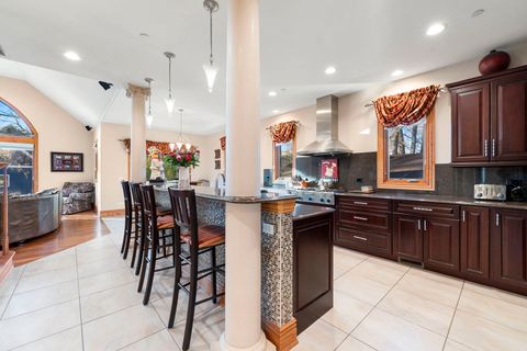 Tiny photo for 200 N School Street, Mount Prospect, IL 60056 (MLS # 12394023)