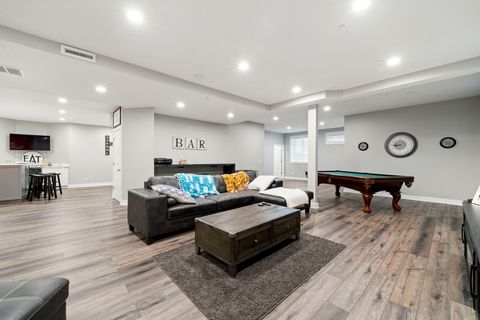 Tiny photo for 200 N School Street, Mount Prospect, IL 60056 (MLS # 12394023)