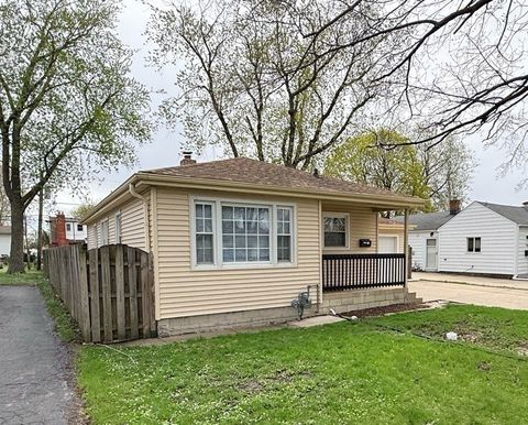 Tiny photo for 25 N Iowa Avenue, Addison, IL 60101 (MLS # 12628590)
