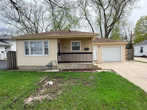 Photo of 25 N Iowa Avenue, Addison, IL 60101 (MLS # 12628590)