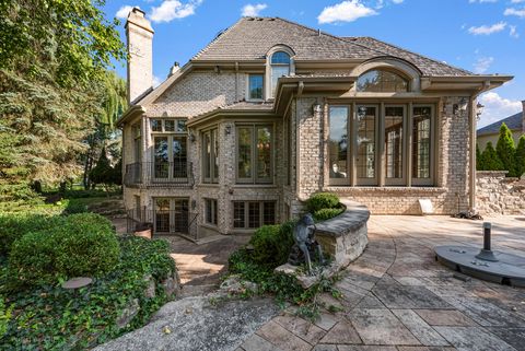 Tiny photo for 648 Long Cove Court, Riverwoods, IL 60015 (MLS # 12623212)