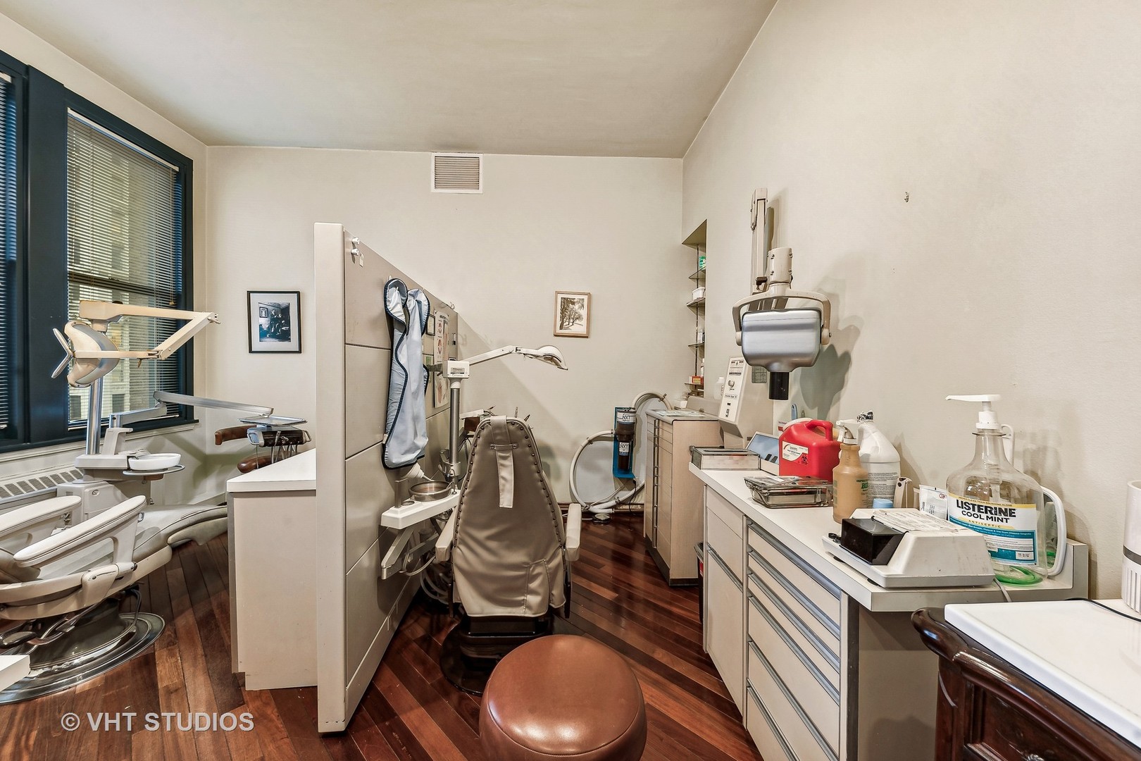 111 N Wabash Avenue 1220