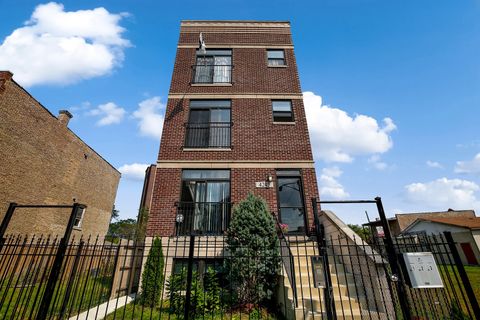 Photo of 4245 S Langley Avenue #2, Chicago, IL 60653 (MLS # 12534495)