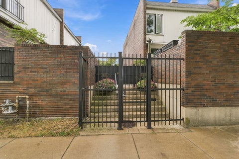 Photo of 1174 E 53rd Street, Chicago, IL 60615 (MLS # 12765376)