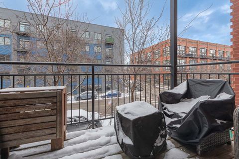 Tiny photo for 31 E 26th Street #3, Chicago, IL 60616 (MLS # 12560219)