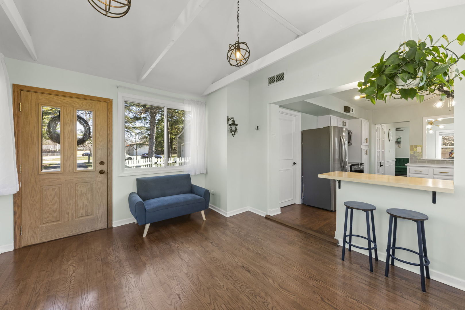 934 S Highland Avenue