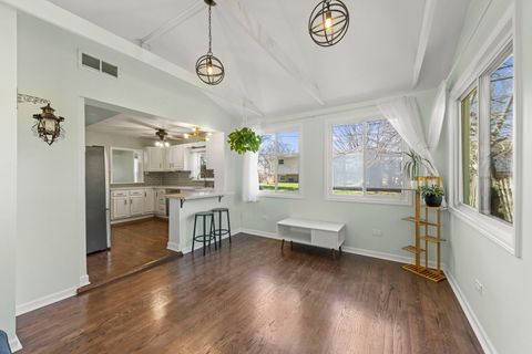 Tiny photo for 934 S Highland Avenue, Arlington Heights, IL 60005 (MLS # 12602750)