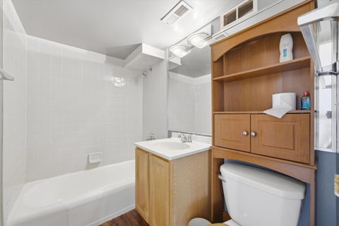 Tiny photo for 6701 S Crandon Avenue #8C, Chicago, IL 60649 (MLS # 12782988)