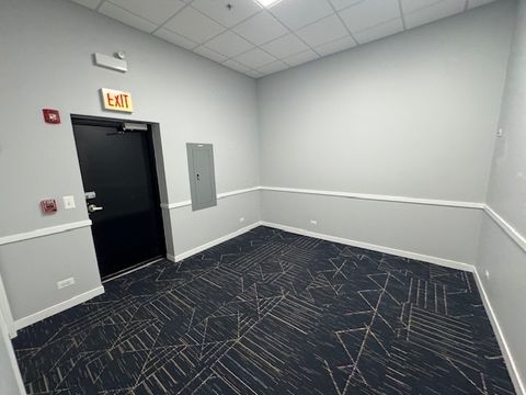 Tiny photo for 7929 W Cermak Road #I, North Riverside, IL 60546 (MLS # 12516865)