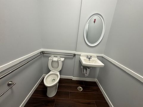 Tiny photo for 7929 W Cermak Road #I, North Riverside, IL 60546 (MLS # 12516865)