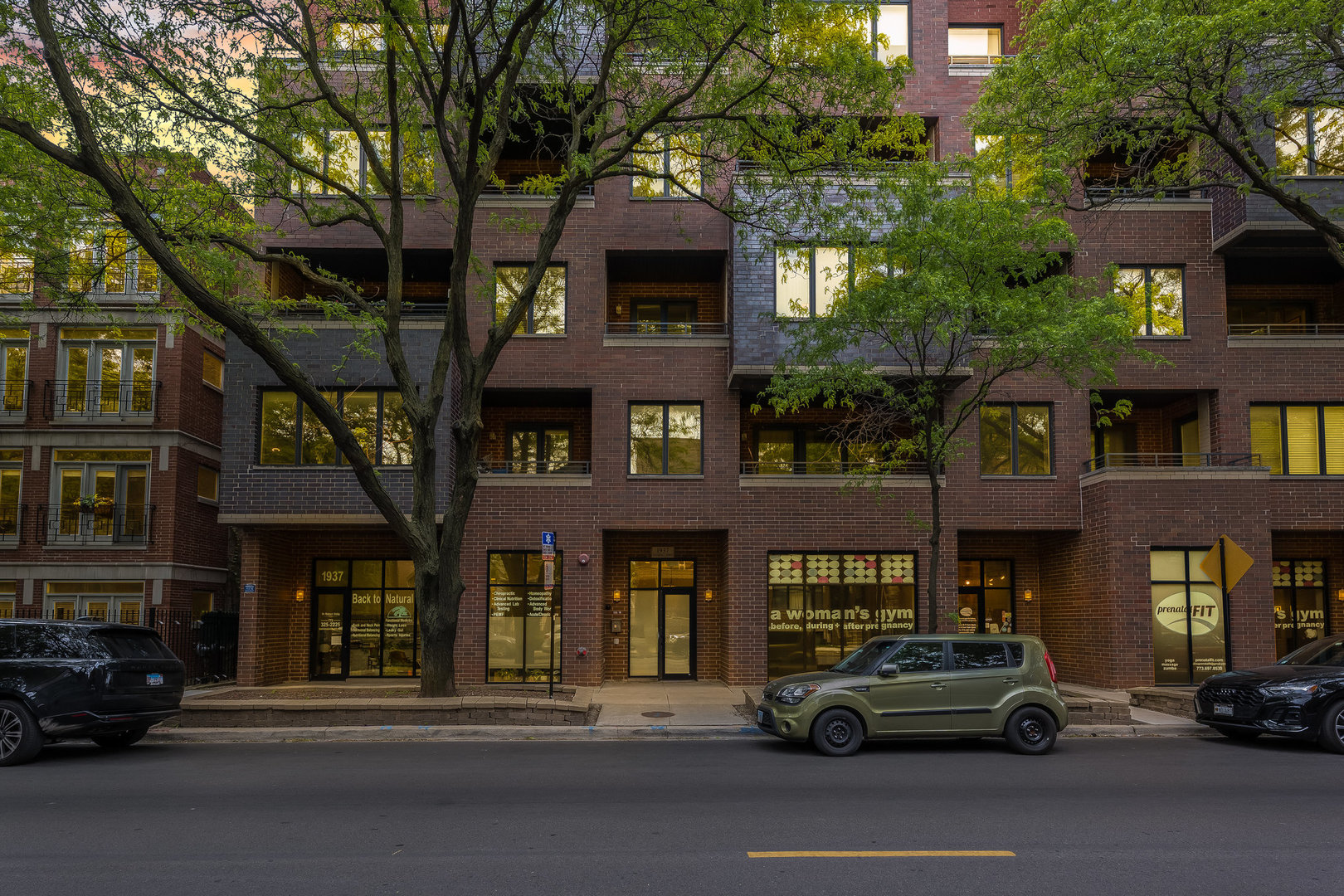 1937 W Diversey Parkway 5A