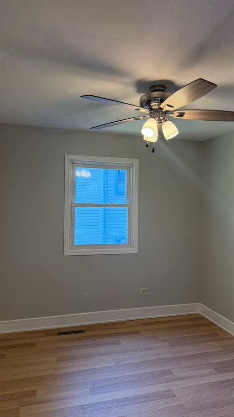 Tiny photo for 1900 Longmeadow Drive, Lindenhurst, IL 60046 (MLS # 12666056)