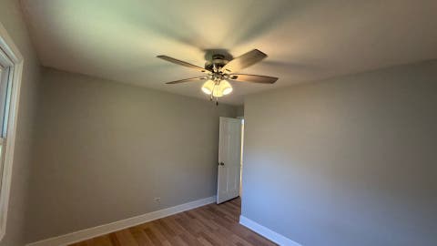 Tiny photo for 1900 Longmeadow Drive, Lindenhurst, IL 60046 (MLS # 12666056)