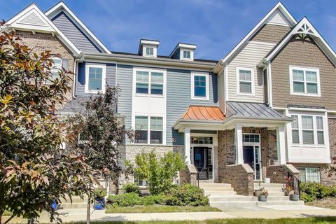 Tiny photo for 1976 Kingsley Circle, Northbrook, IL 60062 (MLS # 12467030)