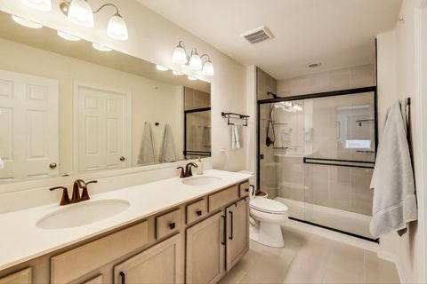 Tiny photo for 1976 Kingsley Circle, Northbrook, IL 60062 (MLS # 12467030)