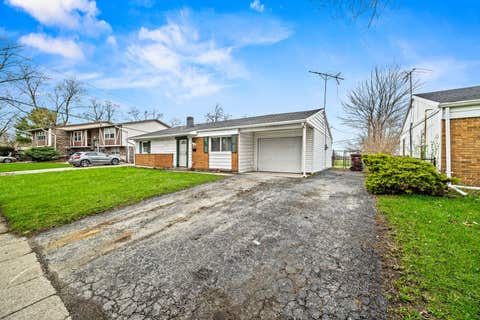 Tiny photo for 1801 215th Place, Sauk Village, IL 60411 (MLS # 12669237)