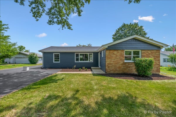 355 HILLTOP DR, NORTH AURORA, IL 60542 - Image c64bea476b9e8baabd678f9700a99335/2624334716