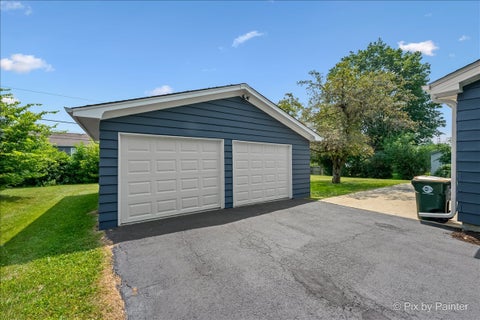 Tiny photo for 355 Hilltop Drive, North Aurora, IL 60542 (MLS # 12738835)