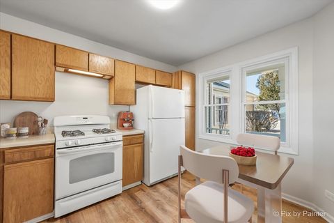 Tiny photo for 277 Greensboro Court #4, Elk Grove Village, IL 60007 (MLS # 12562783)