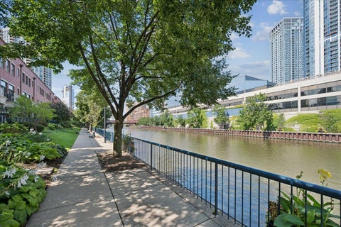 Tiny photo for 400 N Clinton Street #207, Chicago, IL 60654 (MLS # 12729430)