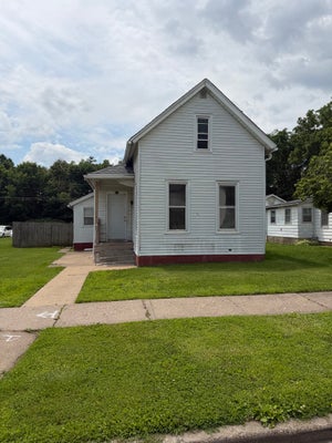 1823 W 6TH ST, DAVENPORT, IA 52802 - Image c64d75fc884095871cabfb0abb7143fa/328249402