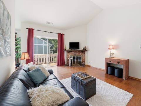 Tiny photo for 18 Waterbury Lane #L2, Schaumburg, IL 60193 (MLS # 12689801)