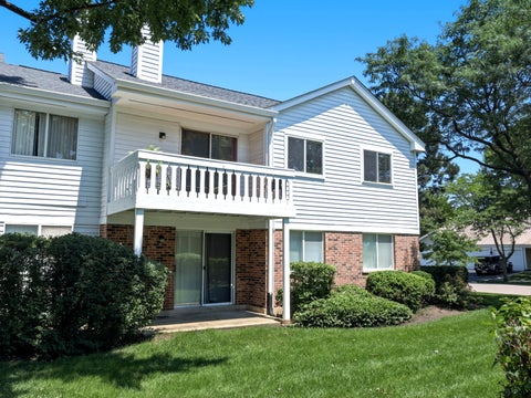 Tiny photo for 18 Waterbury Lane #L2, Schaumburg, IL 60193 (MLS # 12689801)