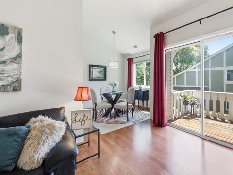 Tiny photo for 18 Waterbury Lane #L2, Schaumburg, IL 60193 (MLS # 12689801)