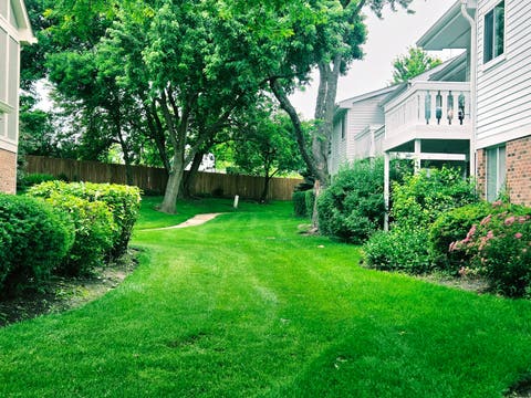 Tiny photo for 18 Waterbury Lane #L2, Schaumburg, IL 60193 (MLS # 12689801)