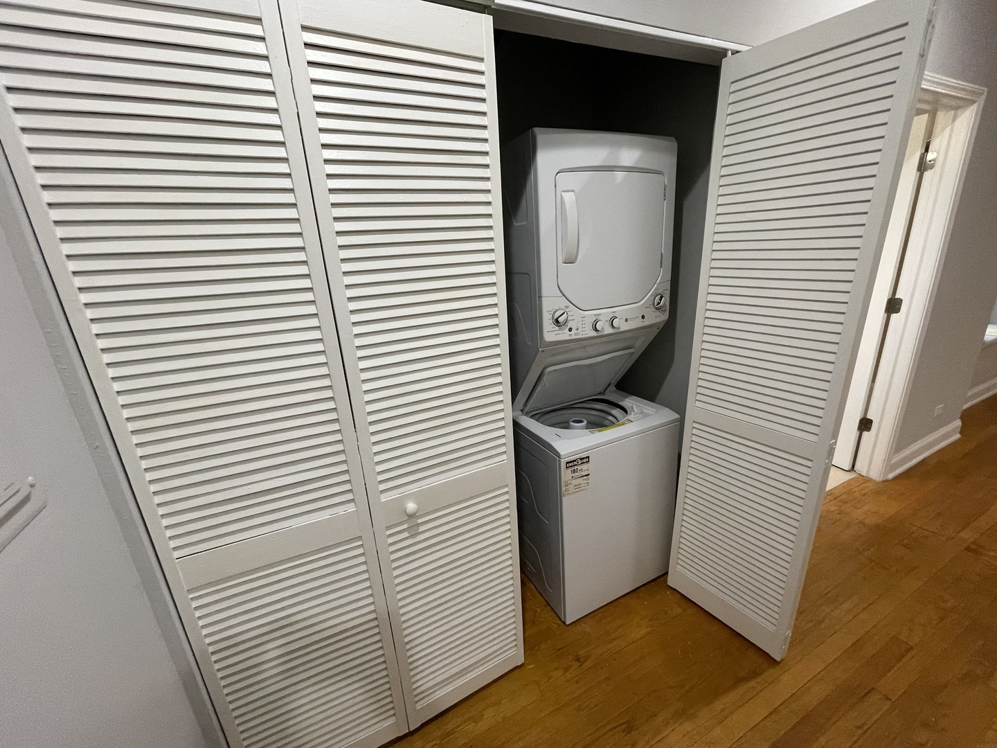 6442 N Hamilton Avenue 3