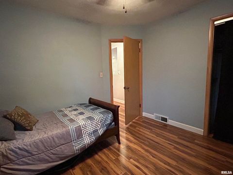 Tiny photo for 510 16TH Street, Silvis, IL 61282 (MLS # QC4269558)