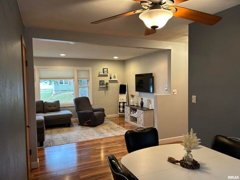 Tiny photo for 510 16TH Street, Silvis, IL 61282 (MLS # QC4269558)