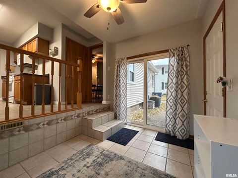 Tiny photo for 510 16TH Street, Silvis, IL 61282 (MLS # QC4269558)