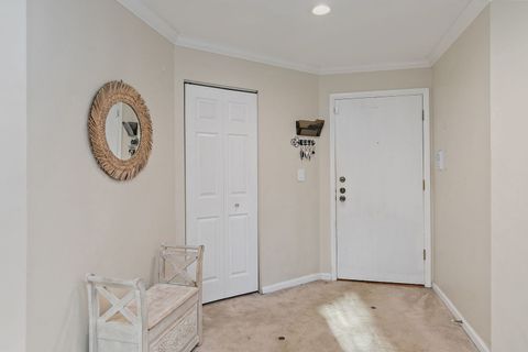 Tiny photo for 601 Eastview Court #Z1, Schaumburg, IL 60194 (MLS # 12511632)