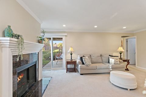 Tiny photo for 601 Eastview Court #Z1, Schaumburg, IL 60194 (MLS # 12511632)