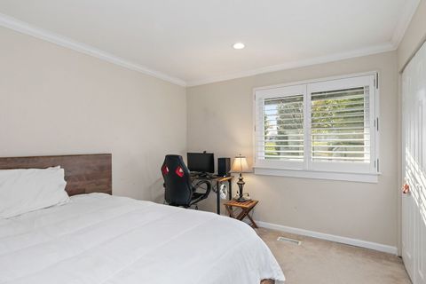 Tiny photo for 601 Eastview Court #Z1, Schaumburg, IL 60194 (MLS # 12511632)