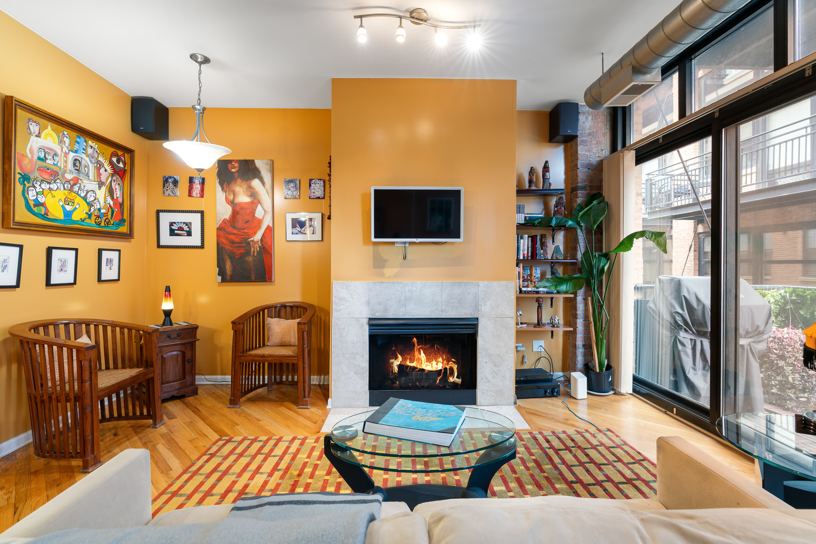 520 W Huron Street 504
