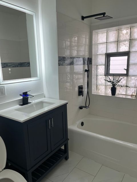 Tiny photo for 11814 S Parnell Avenue, Chicago, IL 60628 (MLS # 12540256)