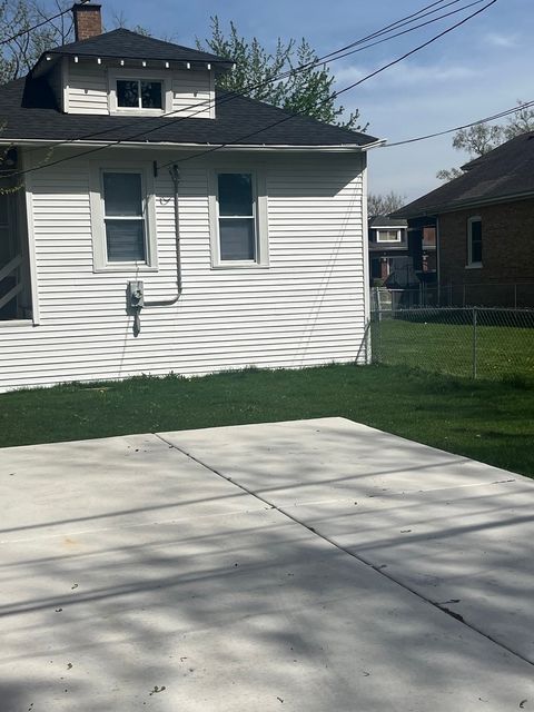 Tiny photo for 11814 S Parnell Avenue, Chicago, IL 60628 (MLS # 12540256)