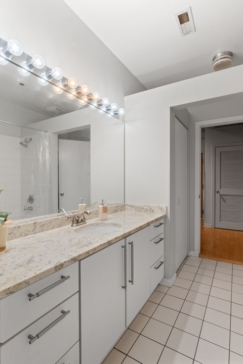 Tiny photo for 360 W Illinois Street #424, Chicago, IL 60654 (MLS # 12529418)