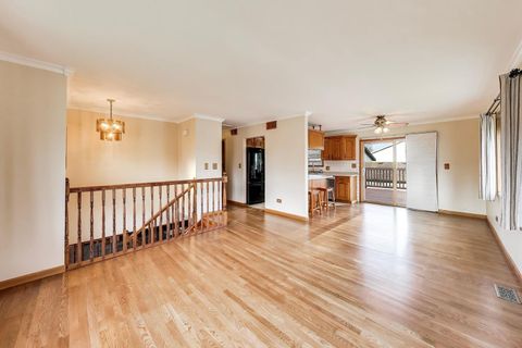 Tiny photo for 387 Lakewood Drive, Antioch, IL 60002 (MLS # 12625317)