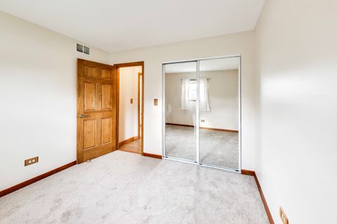 Tiny photo for 387 Lakewood Drive, Antioch, IL 60002 (MLS # 12625317)