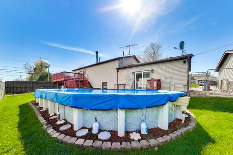 Tiny photo for 387 Lakewood Drive, Antioch, IL 60002 (MLS # 12625317)