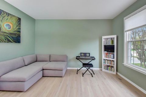 Tiny photo for 4540 W Westchester Lane, Libertyville, IL 60048 (MLS # 12592319)