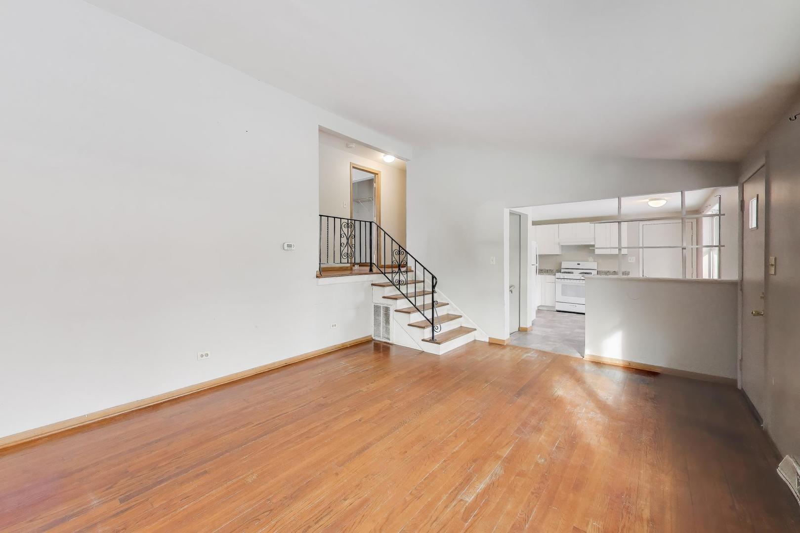 34050 N Lilac Avenue