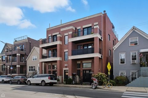 Photo of 3140 N Elston Avenue #3N, Chicago, IL 60618 (MLS # 12497362)