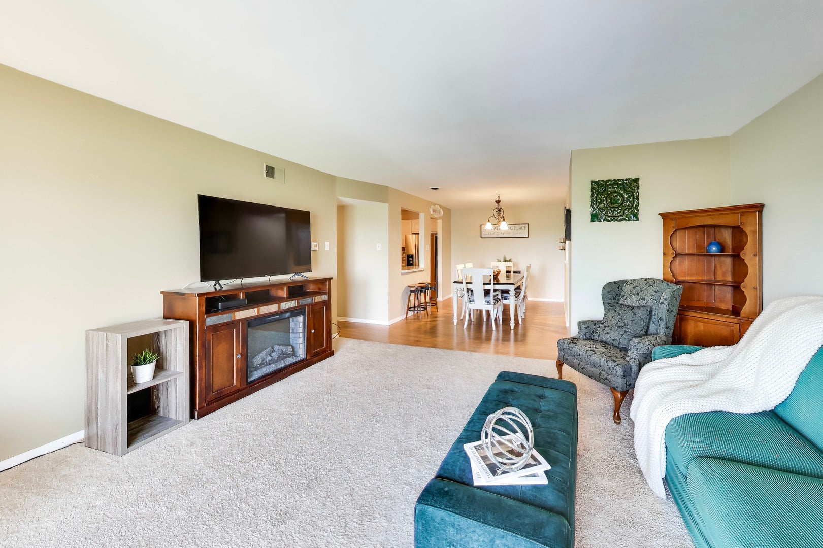 5840 W 104th Street 415