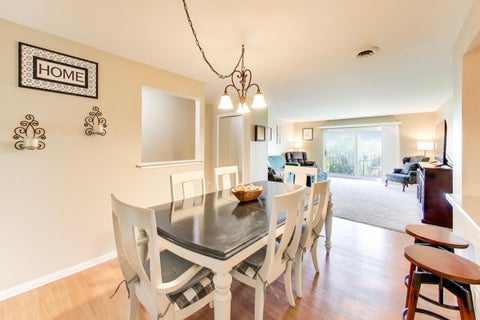 Tiny photo for 5840 W 104th Street #415, Oak Lawn, IL 60453 (MLS # 12696909)