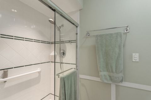 Tiny photo for 2407 N Hickory Lane, Arlington Heights, IL 60004 (MLS # 12516992)