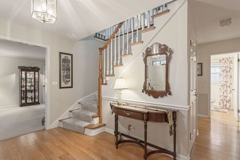 Tiny photo for 2407 N Hickory Lane, Arlington Heights, IL 60004 (MLS # 12516992)